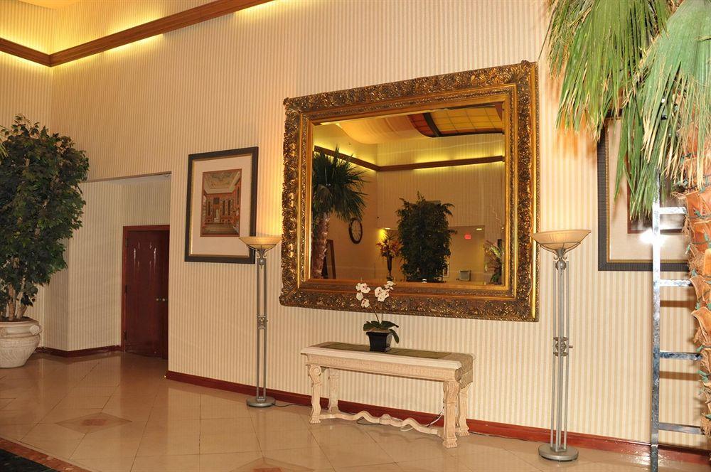 לודרהיל Chateau Mar Golf Resort, Trademark Collection By Wyndham מראה חיצוני תמונה